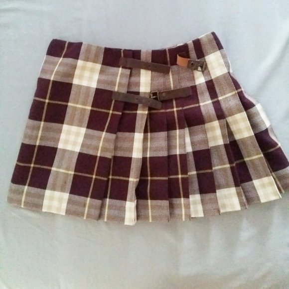 Other - SOLD !! Burberry Pleated Plaid Skirt